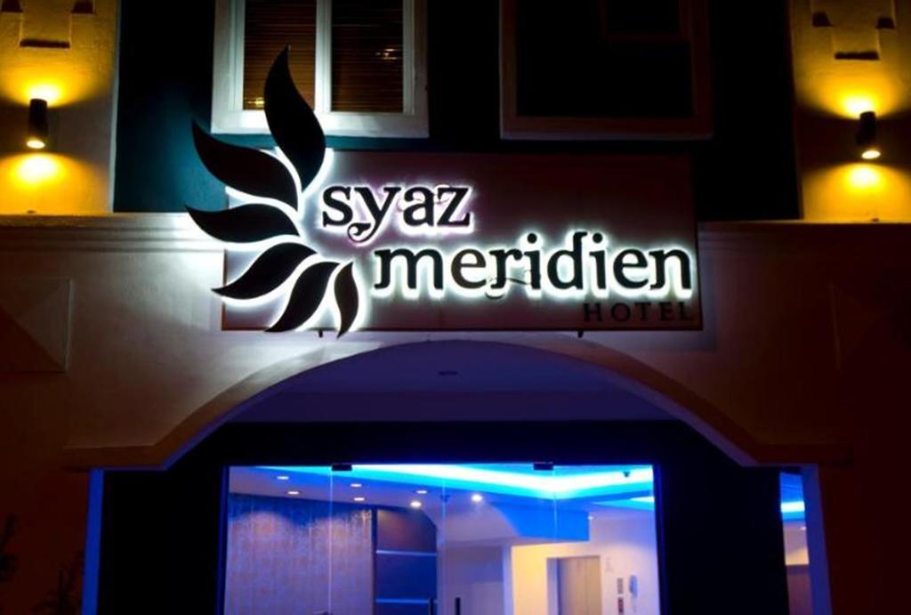 Syaz Meridien Hotel Malacca Exterior photo